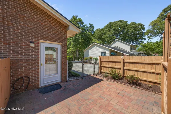 $339,900 | 204 Randomwood Lane, New Bern, NC 28562