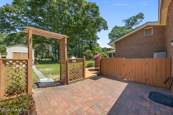 $339,900 | 204 Randomwood Lane, New Bern, NC 28562