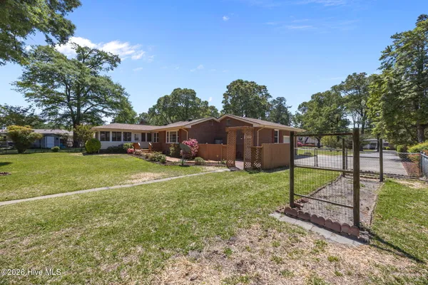 $339,900 | 204 Randomwood Lane, New Bern, NC 28562