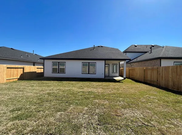 $2,500 | 3322 Silverton Drive, Katy, TX 77494