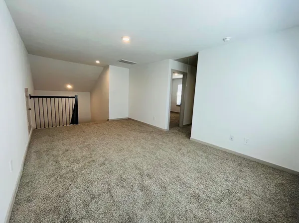 $2,500 | 3322 Silverton Drive, Katy, TX 77494