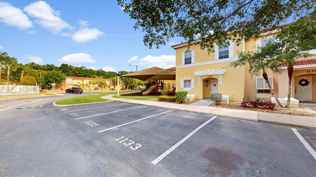 1135 Park Ridge Circle Kissimmee, FL 34746 - Photo 2 of 32