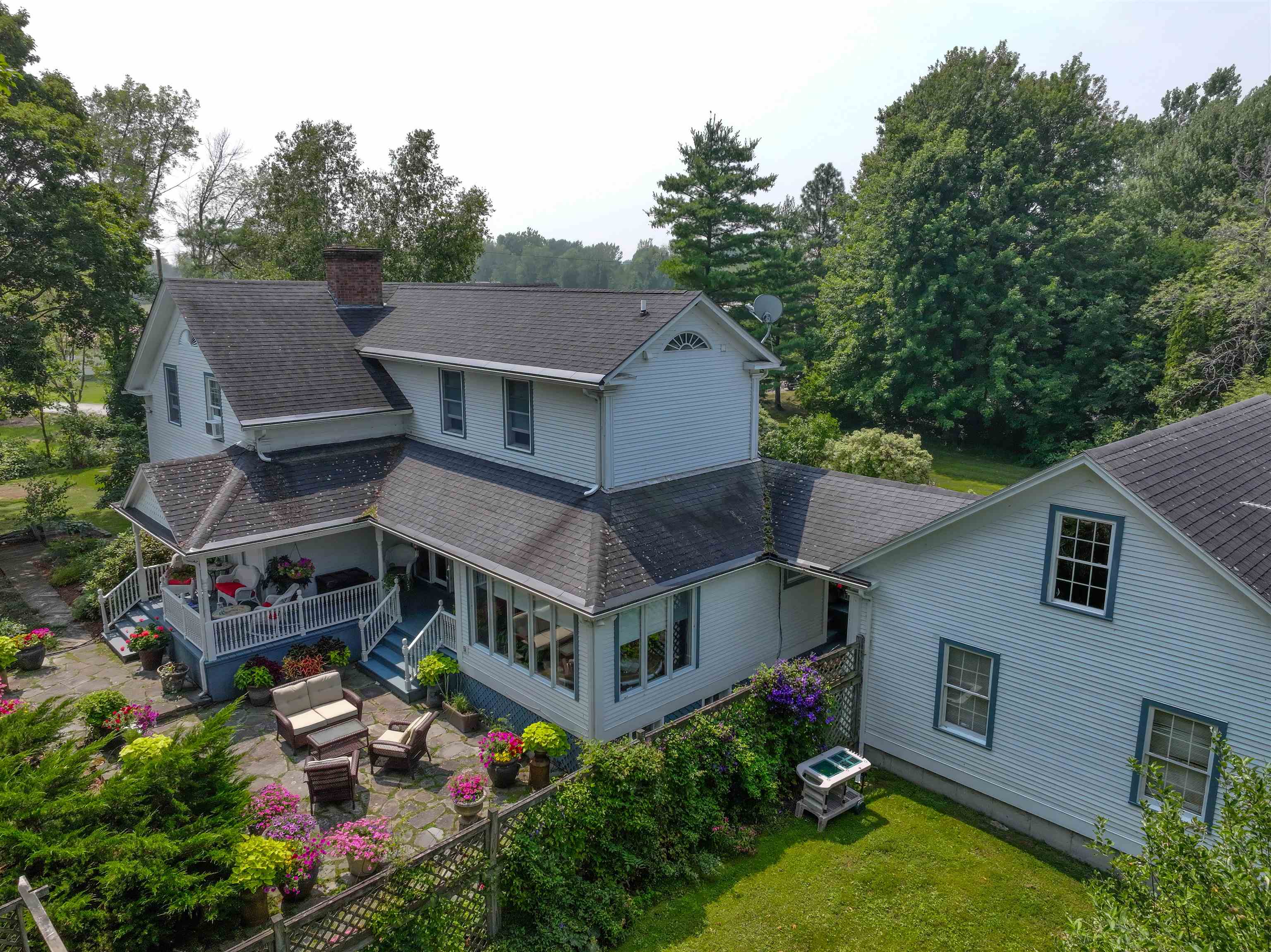 283 North End Road East North Hero, VT 05474 - Photo 8 of 57