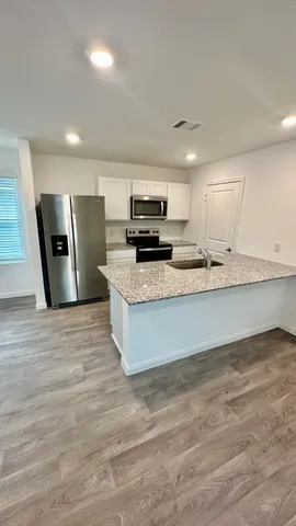 $1,495 | 11926 Midas Lane, Willis, TX 77378