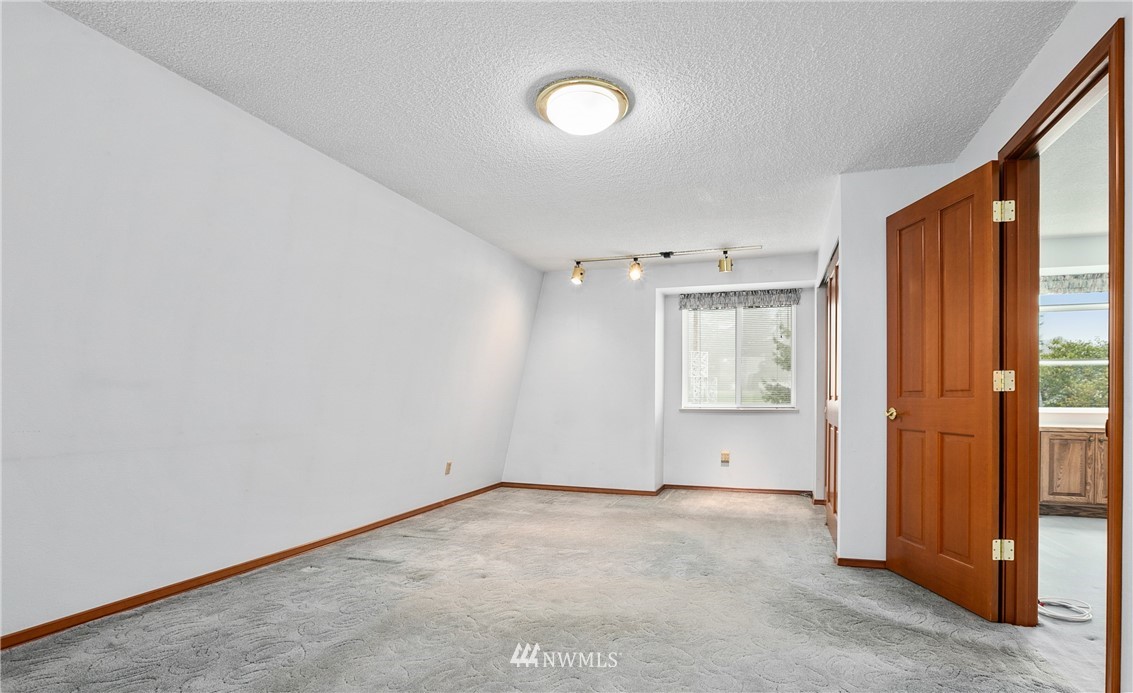 329 Rockefeller Avenue Everett, WA 98201 - Photo 22 of 39 Gallery Image 22