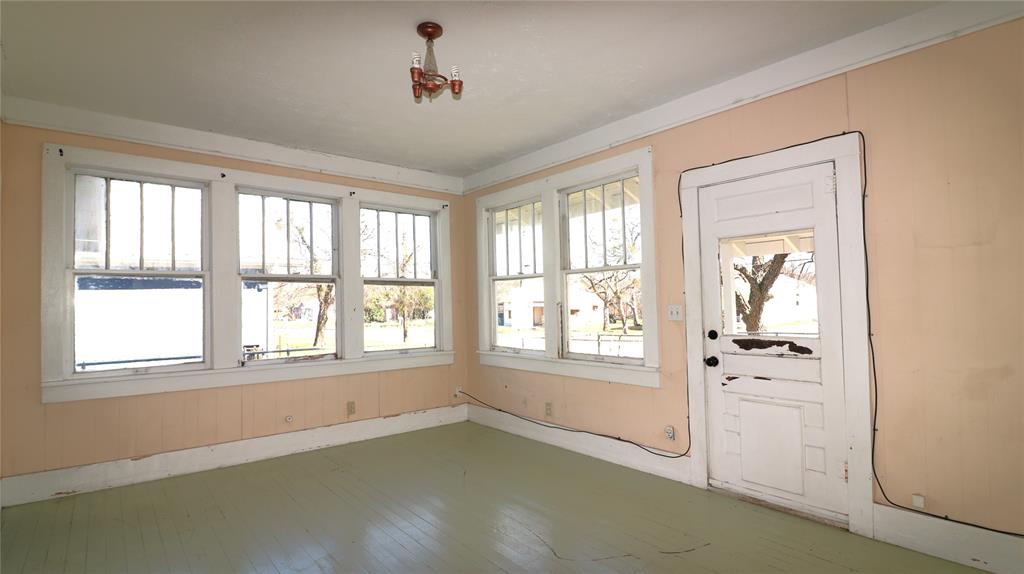 100 North Files Street Itasca, TX 76055 - Photo 12 of 21