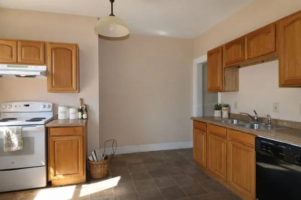 $169,900 | 100 North Files Street, Itasca, TX 76055