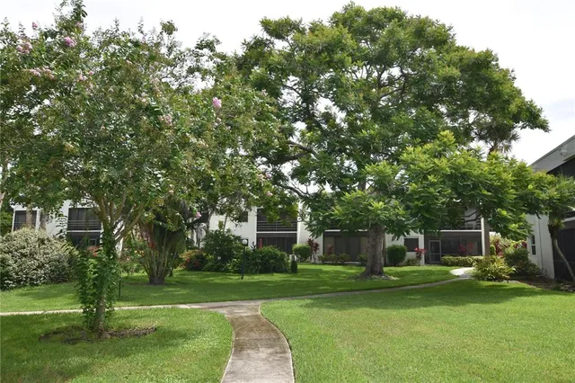 $1,850 | 5170 Marsh Field Lane, Unit 110, Sarasota, FL 34235