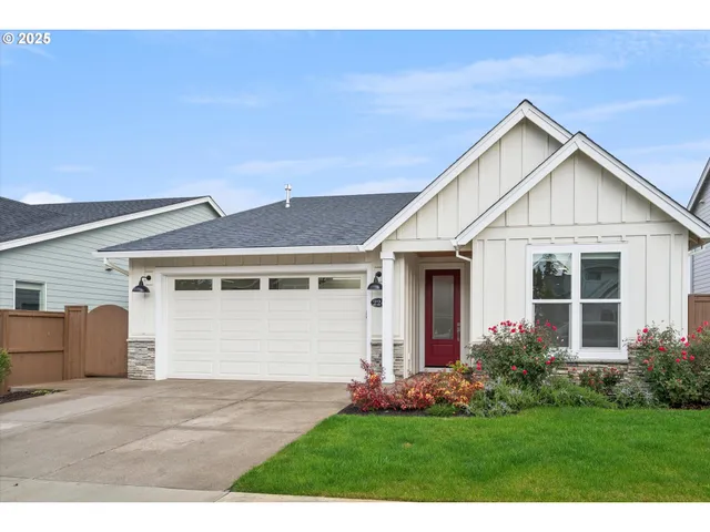 $675,000 | 224 Southwest 18th Avenue, Canby, OR 97013