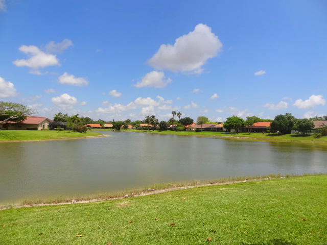 11341 Lake Tree Court Boca Raton, FL 33498 - Photo 10 of 28 LONG LAKE VIEWS