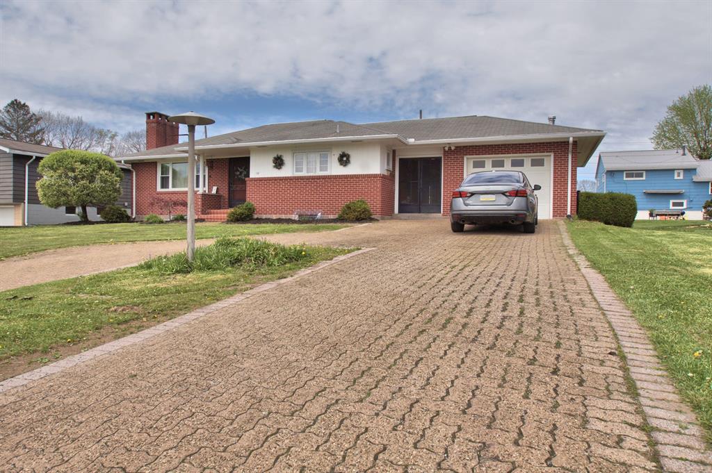 122 Ravine Avenue Johnstown, PA 15905 - Photo 3 of 40