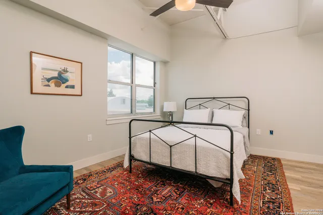 $1,860 | 210 West Peden Alley, Unit 102, San Antonio, TX 78204