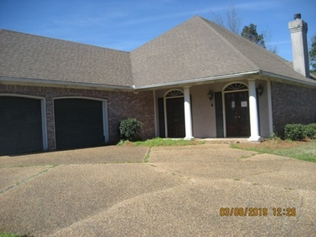 220 Garden Street Ridgeland, MS 39157 - Photo 1 of 6 Photo 1