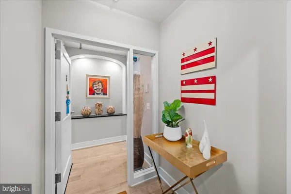 $1,095,000 | 5105 Connecticut Avenue Northwest, Unit 3, Washington, DC 20008