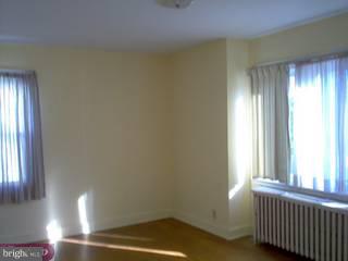 178 St Laurence Road Upper Darby, PA 19082 - Photo 5 of 6 Gallery Image 5