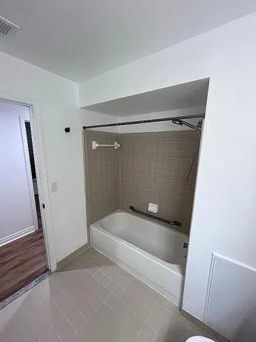 $124,000 | 16140 Clarkson Drive, Unit 4, Fraser, MI 48026