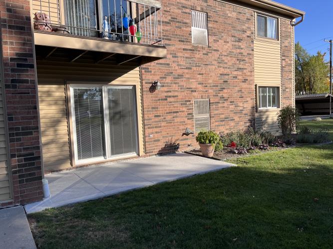 16140 Clarkson Drive, Unit 4 Fraser, MI 48026 - Photo 2 of 20