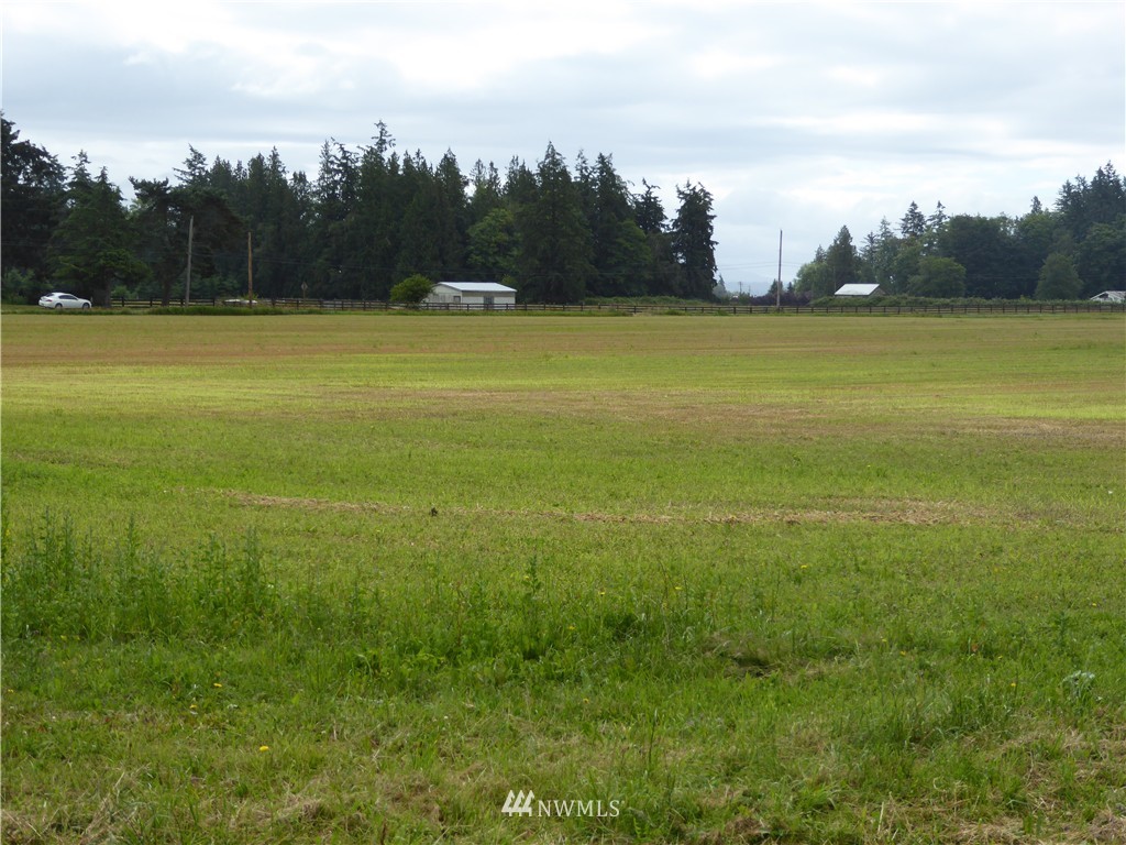 16166 Allen West Road Bow, WA 98232 - Photo 3 of 10 Gallery Image 3