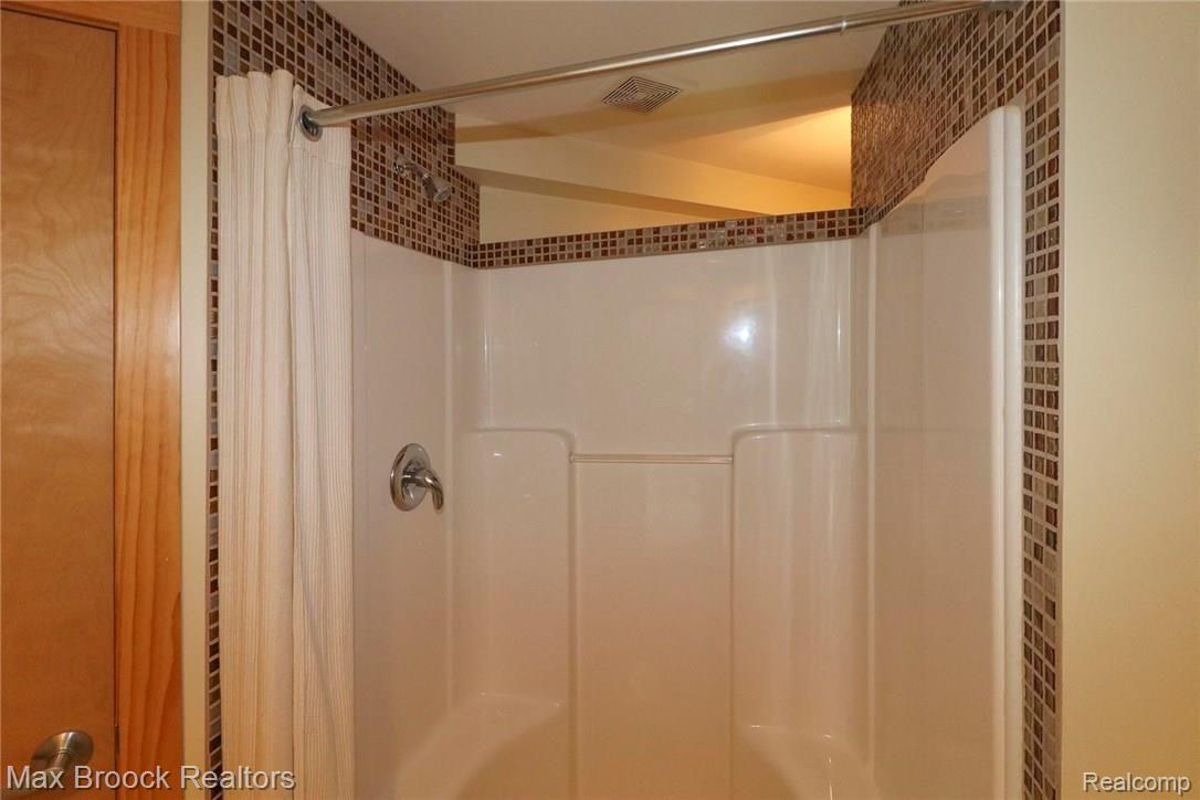 2275 Morris Road Lapeer, MI 48446 - Photo 44 of 81 1A8FEB2E-8138-406B-A405-9E75BAAA7013.jpeg