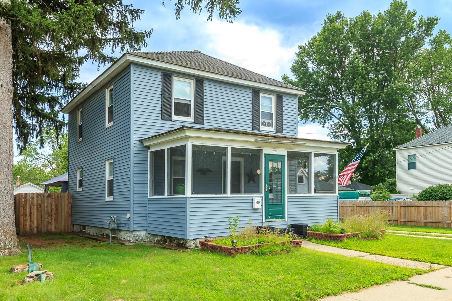 23 King Street Nashua, NH 03060 - Photo 32 of 38