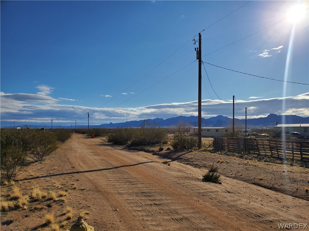 708 South Davis Road Golden Valley, AZ 86413 - Photo 3 of 4 Gallery Image 3