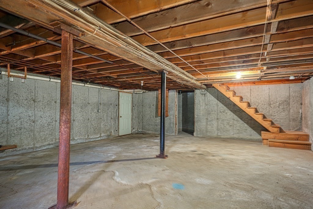 49 Rockmeadow Road Uxbridge, MA 01569 - Photo 18 of 24 Gallery Image 18