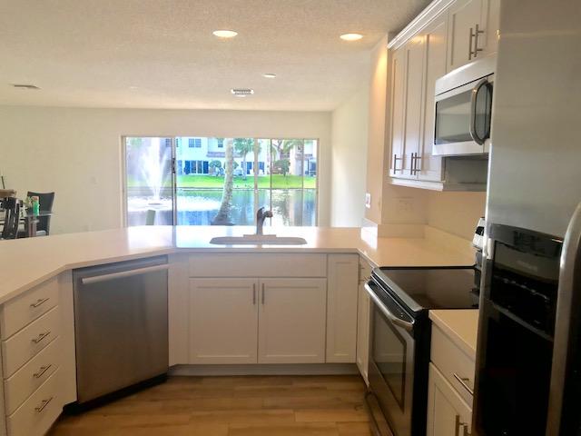 9529 Boca River Circle, Unit 9529 Boca Raton, FL 33434 - Photo 3 of 20 IMG_9860