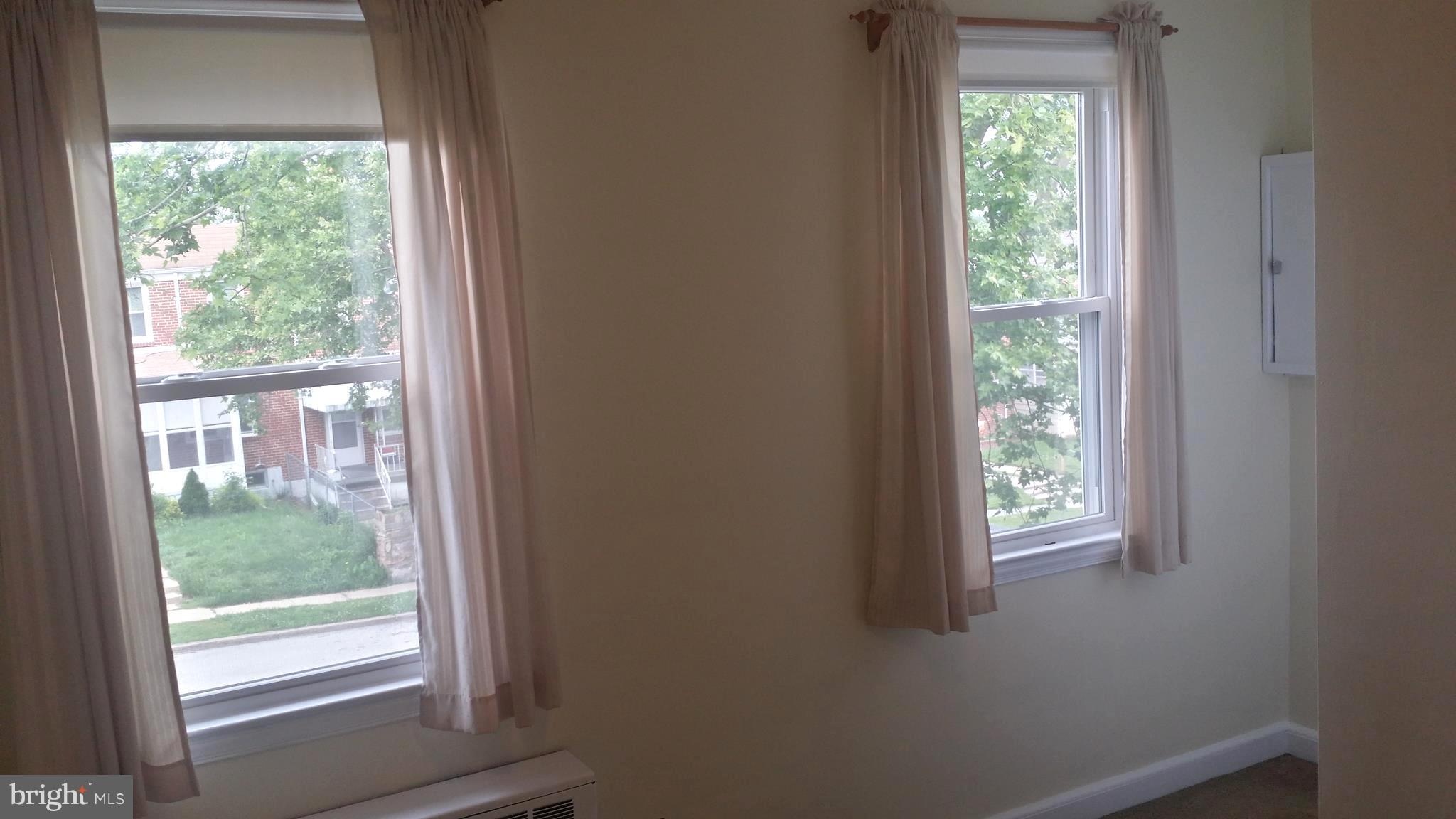 3731 Greenvale Road Baltimore, MD 21229 - Photo 15 of 25 Bedroom