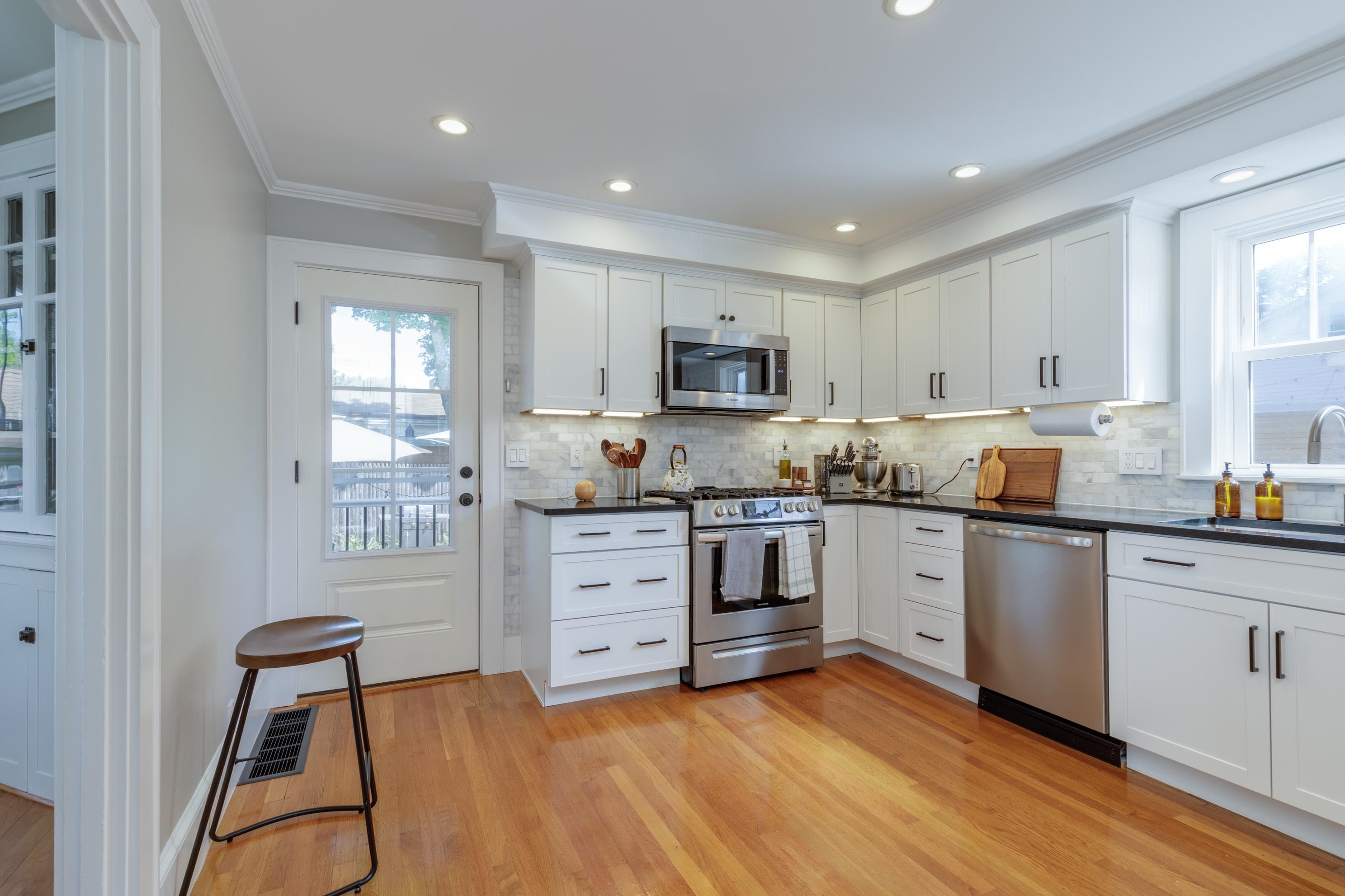 42 Rockingham Street Concord, NH 03301 - Photo 9 of 49
