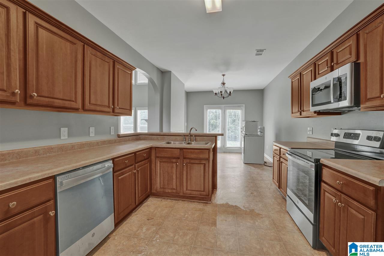 8046 Mary Alice Way McCalla, AL 35111 - Photo 5 of 19