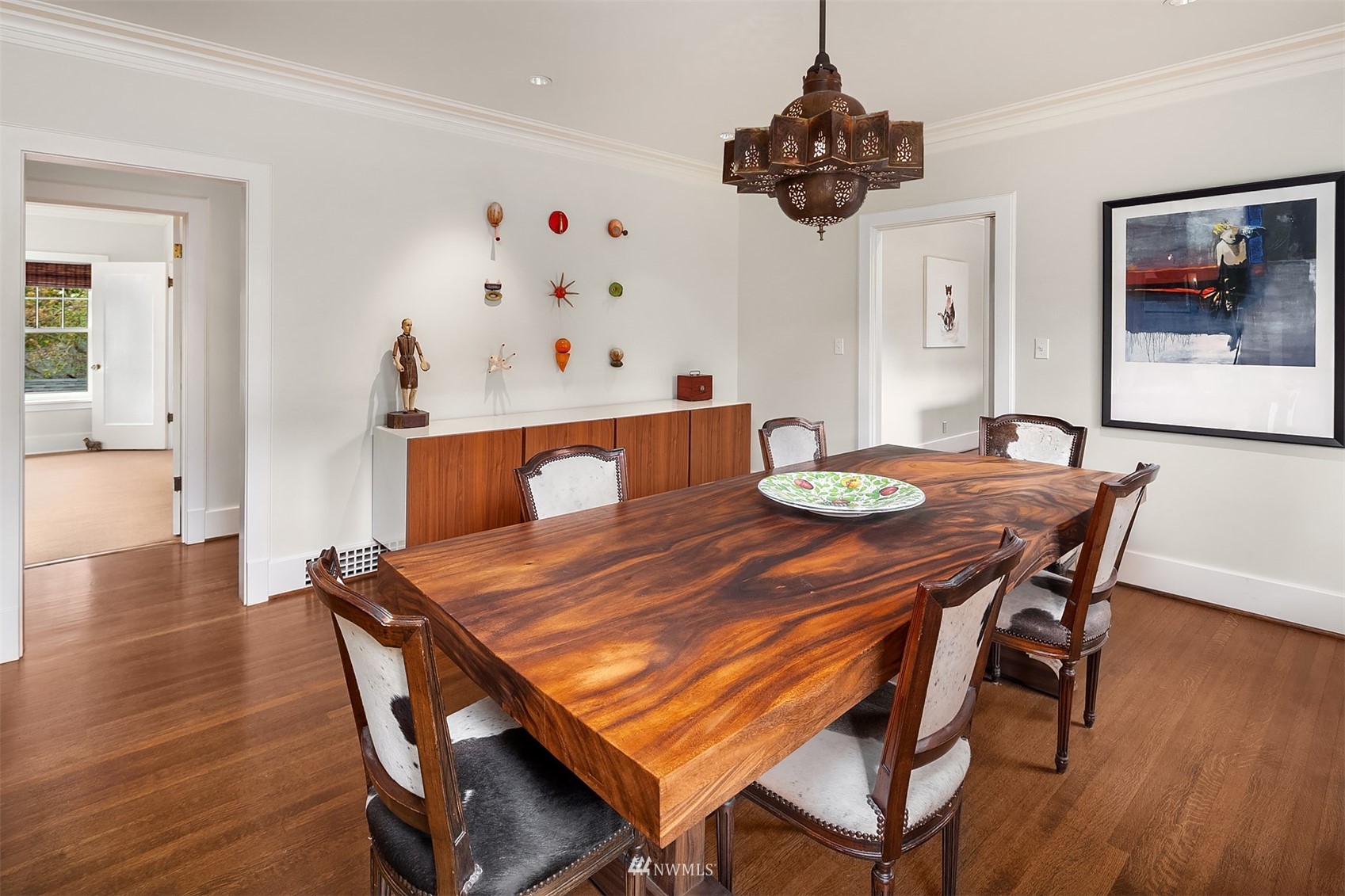 3915 East Pine Street Seattle, WA 98122 - Photo 11 of 32 a dining room with furniture and wooden floor