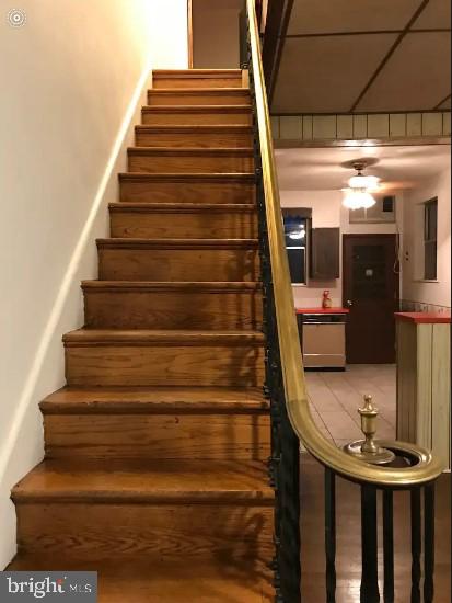 2215 South 9th Street Philadelphia, PA 19148 - Photo 3 of 10