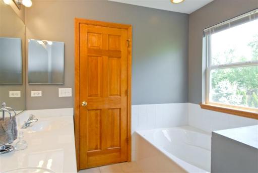 362 Ridge Road, Unit 362 North Aurora, IL 60542 - Photo 8 of 10