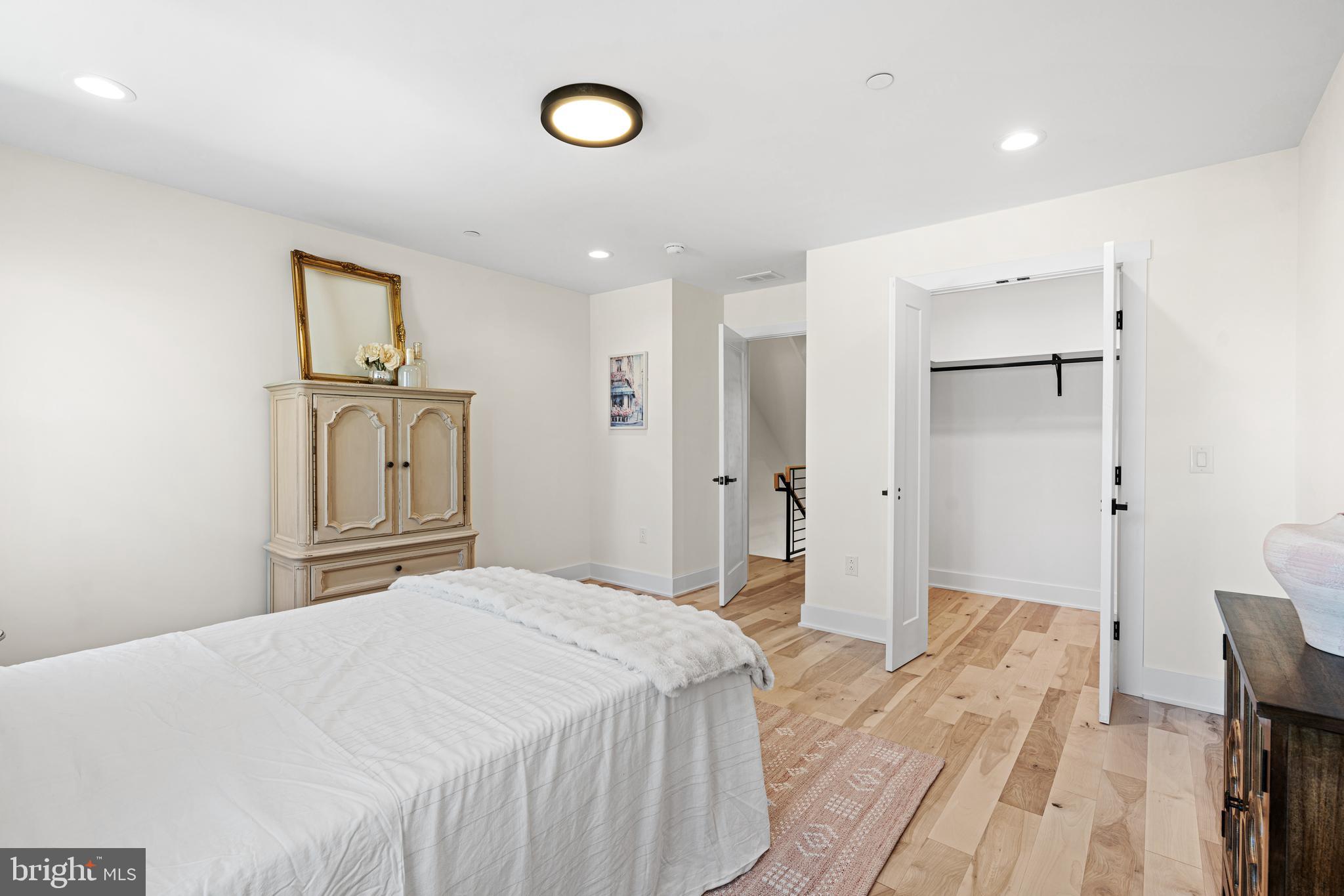 2623 Reed Street Philadelphia, PA 19146 - Photo 14 of 40 Gallery Image 14