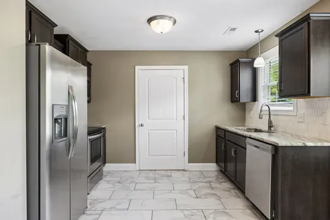 $345,000 | 2280 Colston Drive, Clarksville, TN 37042