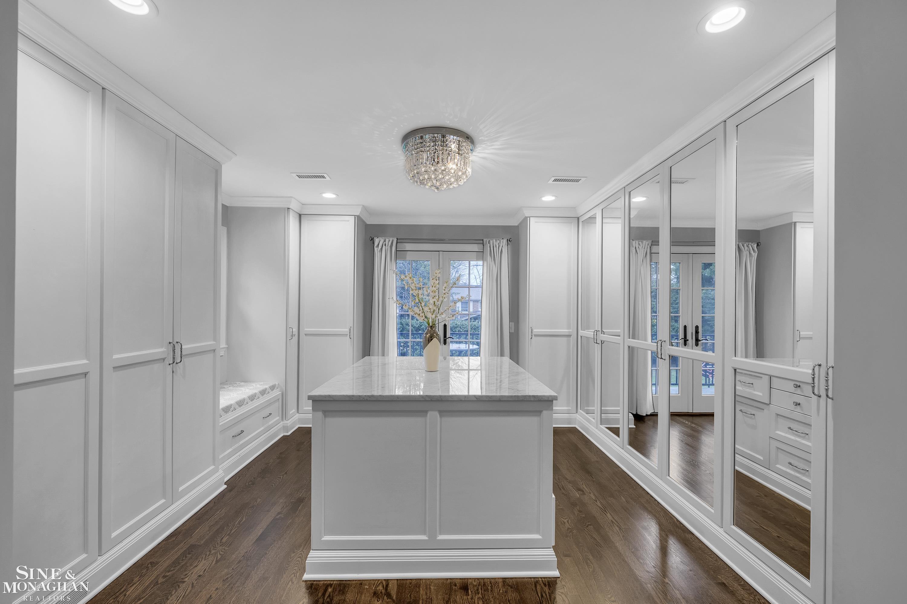276 Cloverly Road Grosse Pointe Farms, MI 48236 - Photo 34 of 75