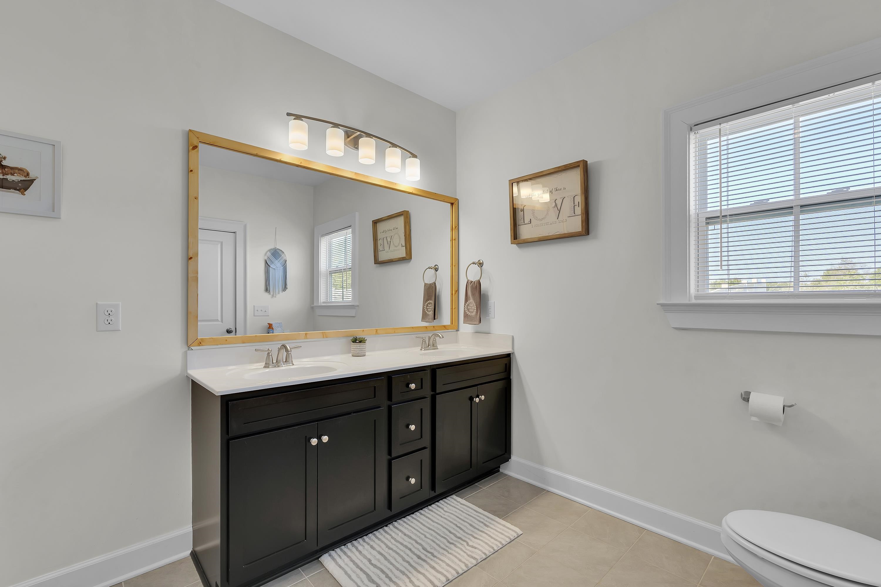 112 Lipizzaner Court Pelzer, SC 29669 - Photo 16 of 37