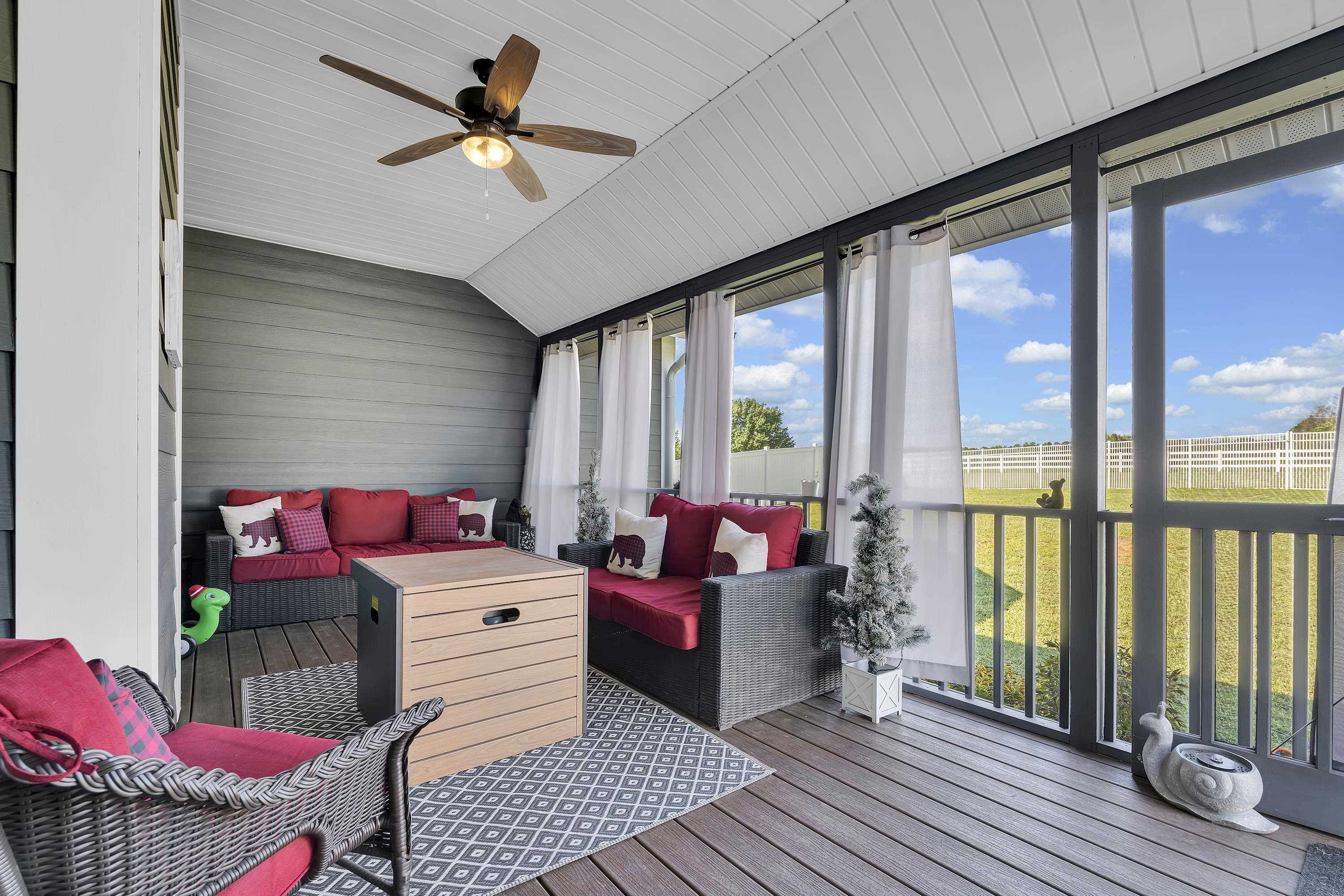 112 Lipizzaner Court Pelzer, SC 29669 - Photo 25 of 37