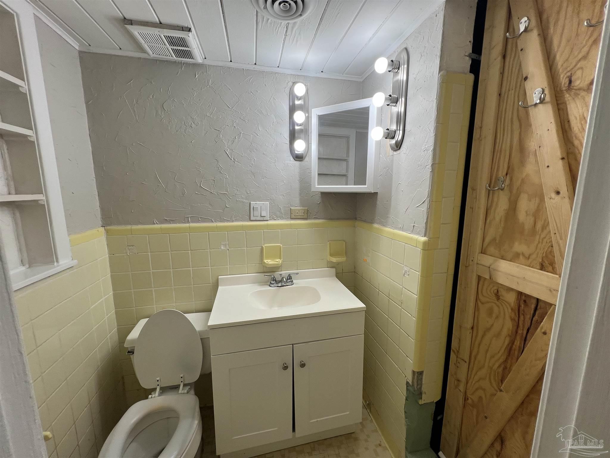 5733 Orange Street Milton, FL 32570 - Photo 21 of 36