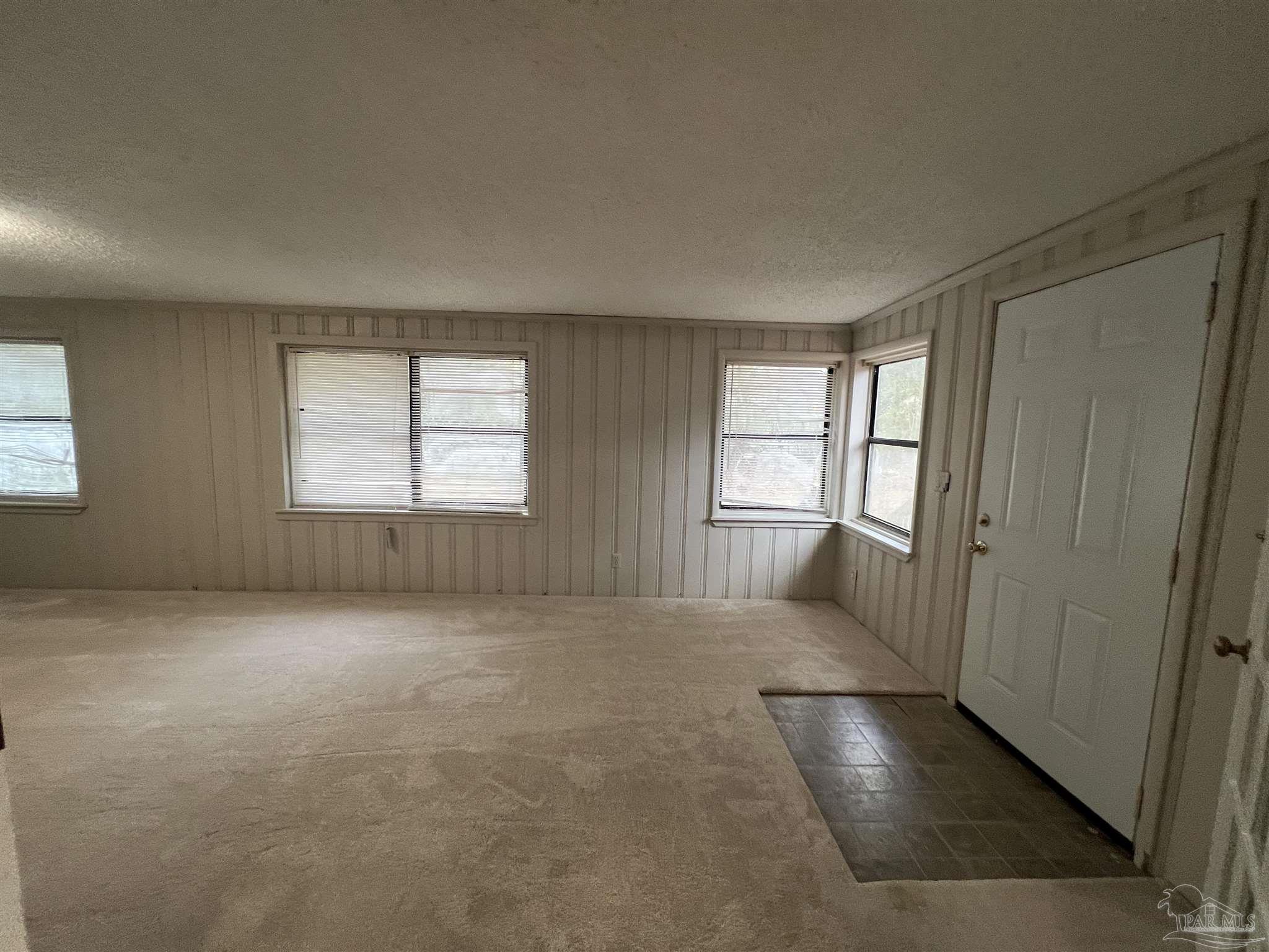 5733 Orange Street Milton, FL 32570 - Photo 9 of 36