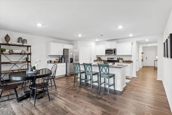 $364,375 | 210 Artist Avenue, Johnson City, TN 37615