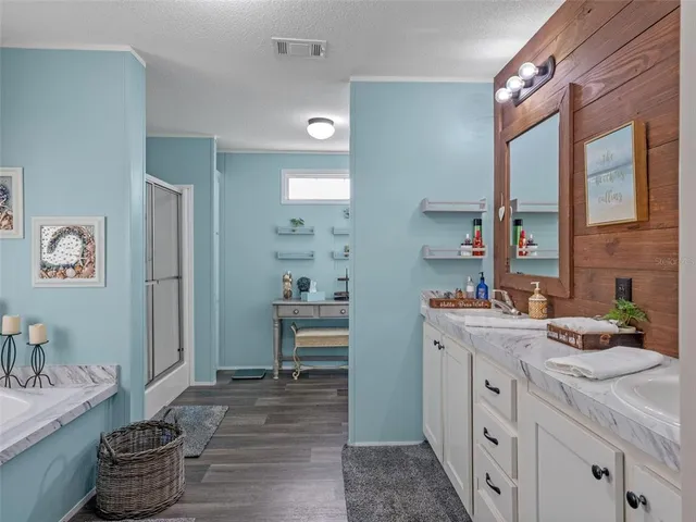 $565,000 | 8013 Sergeant Pepper Drive, Howey-in-the-Hills, FL 34737