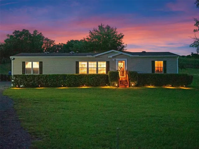 $565,000 | 8013 Sergeant Pepper Drive, Howey-in-the-Hills, FL 34737