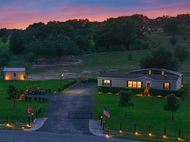 $565,000 | 8013 Sergeant Pepper Drive, Howey-in-the-Hills, FL 34737