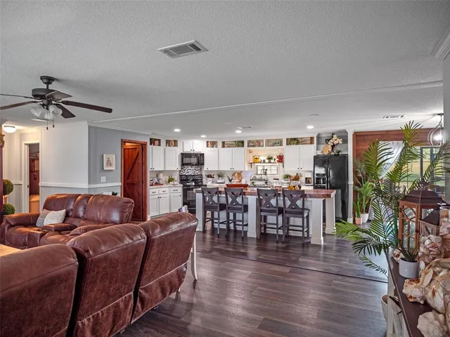 $565,000 | 8013 Sergeant Pepper Drive, Howey-in-the-Hills, FL 34737