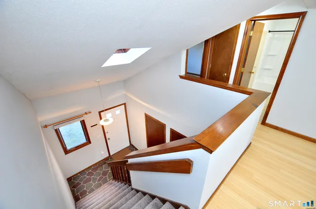 $259,900 | 83 Oak Forest Drive, Unit 83, Manchester, CT 06042