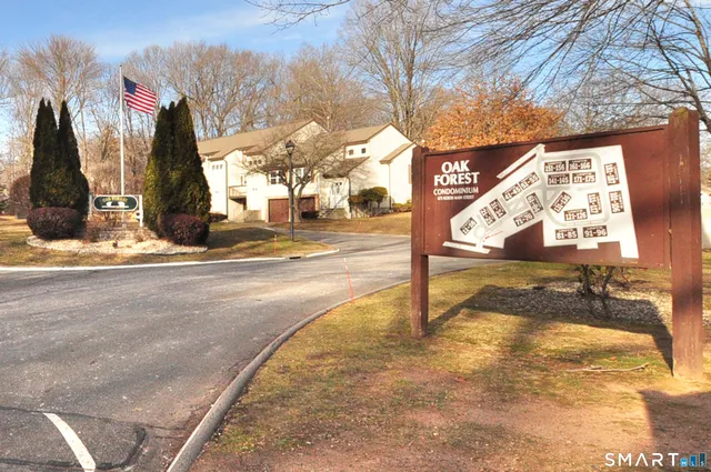 $259,900 | 83 Oak Forest Drive, Unit 83, Manchester, CT 06042