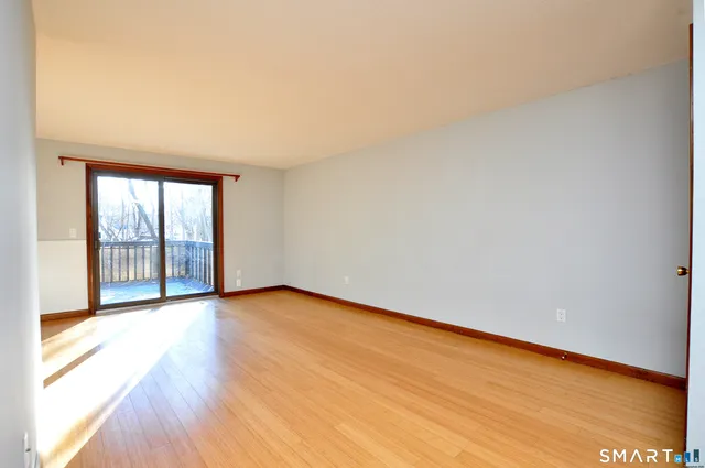 $259,900 | 83 Oak Forest Drive, Unit 83, Manchester, CT 06042