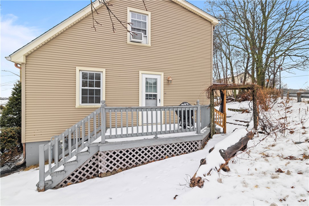 86 B Street Cranston, RI 02920 - Photo 5 of 20