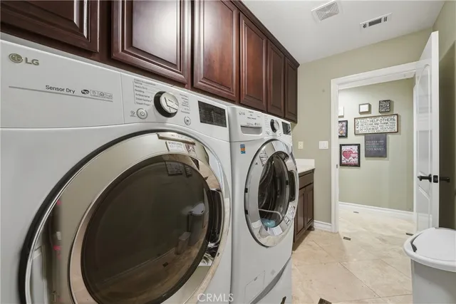 $725,000 | 29185 Crescent Bay Court, Menifee, CA 92585